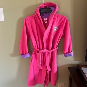 Children’s Place Pink Cozy Fleece Hooded Bathrobe with Polar Bear. Size M (7/8).